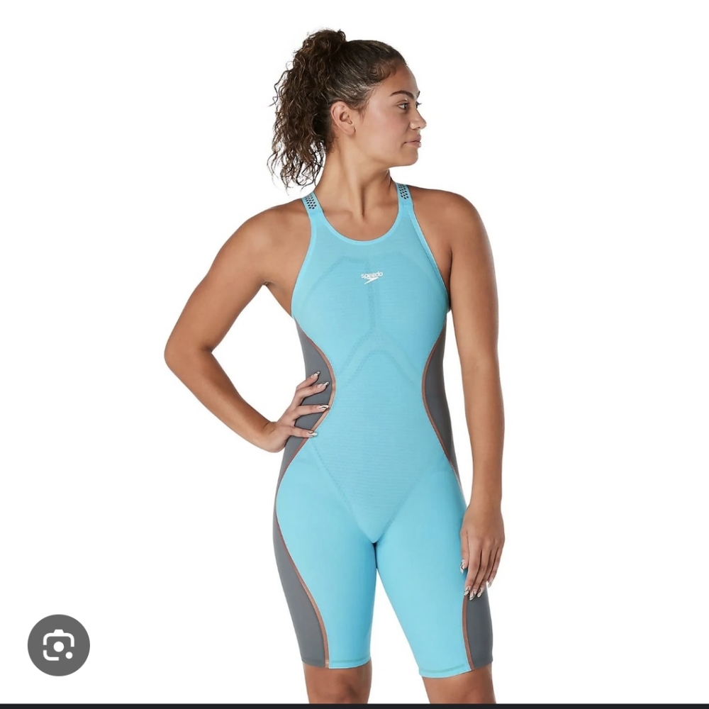 Women's Speedo Fastskin LZR Pure Intent Open Back Tech Suit in Aquabeam, sz 24